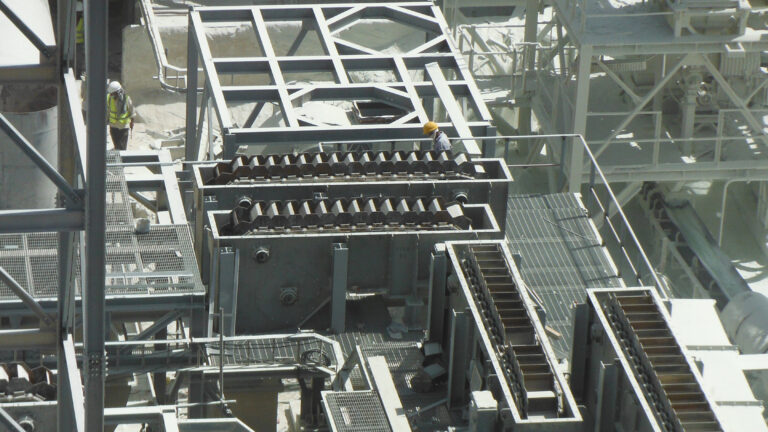 EV-C Metallic Continuos Bucket Elevators