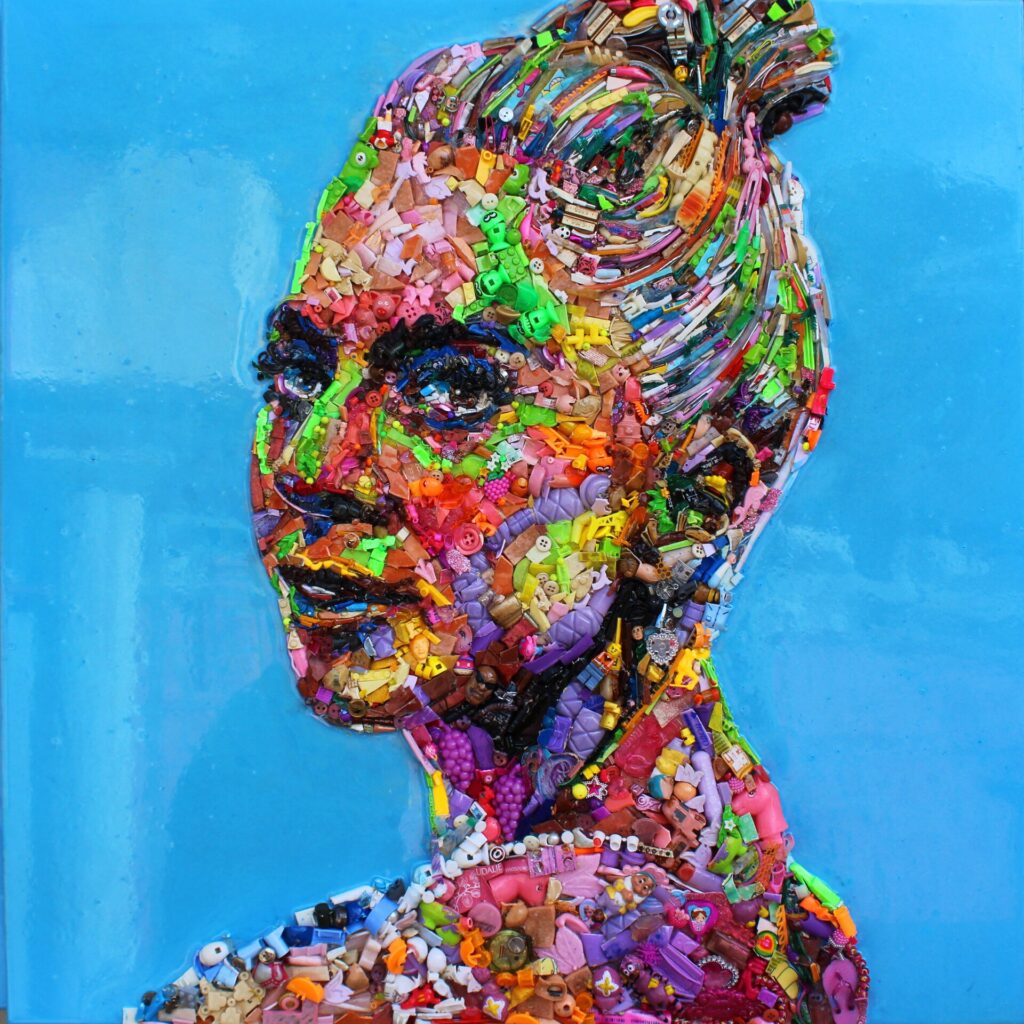 Lady Gaga, 2020, 80 x 80 cm, oggetti e resina su tavola