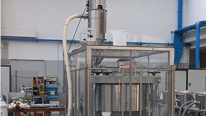 Pneumatic transport in dense phase