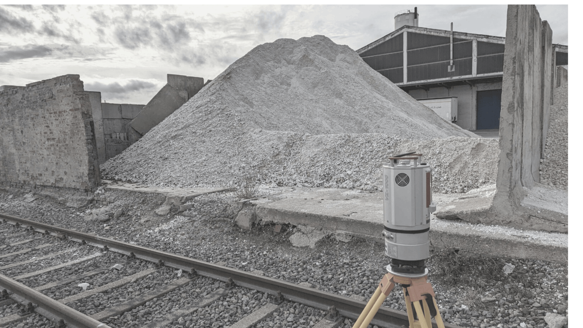 Bulk material inventory service