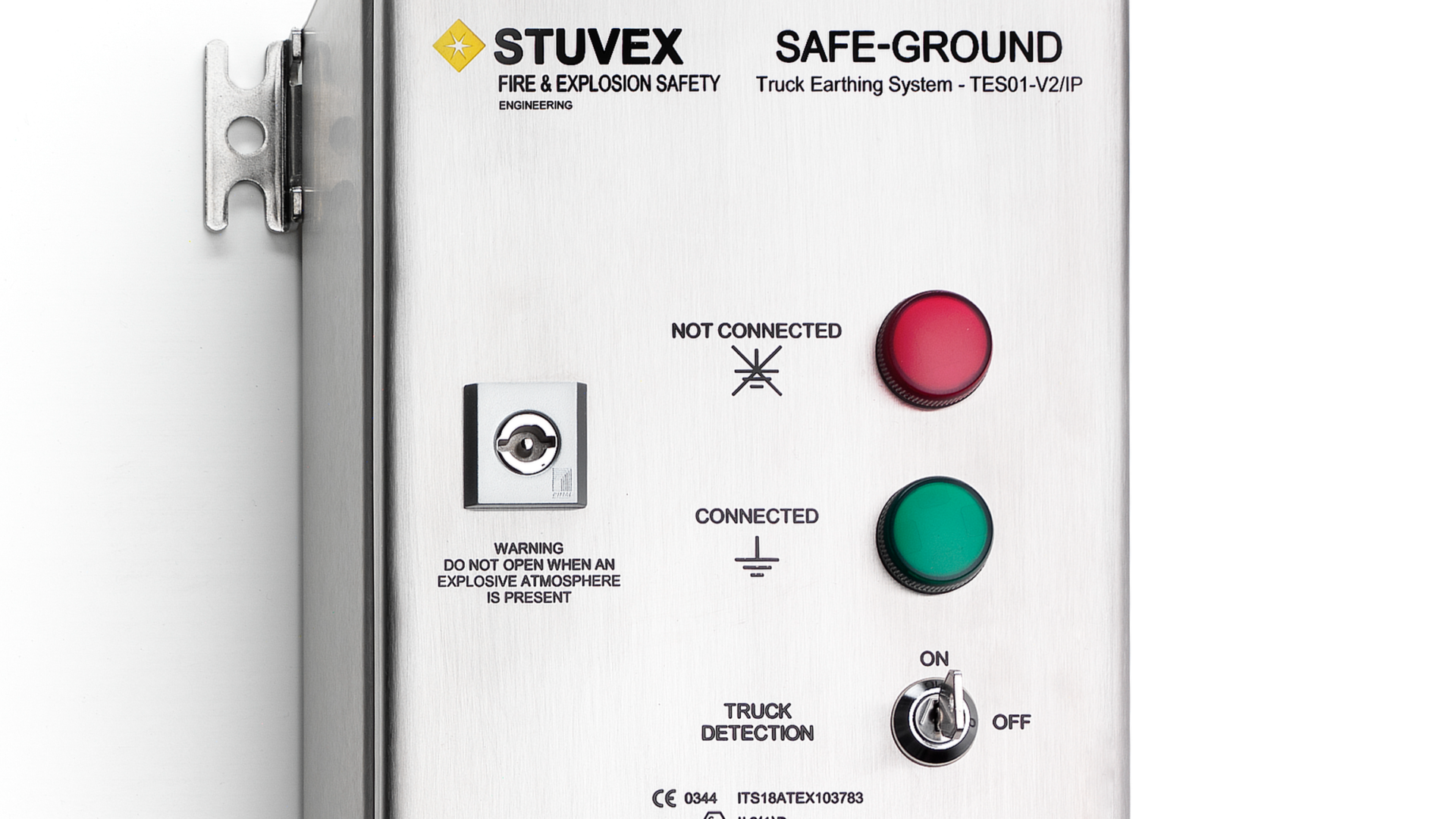 Permanent system for safe truck earthing