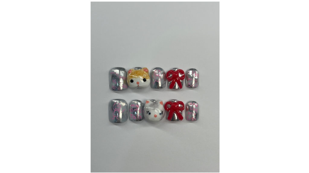 Chrome cat nails