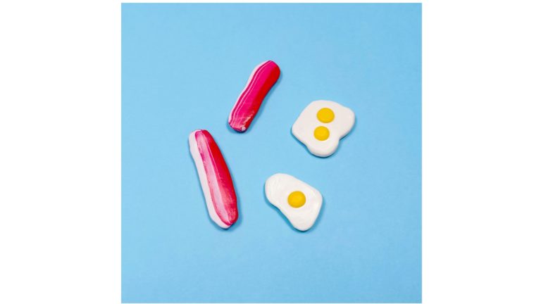 Magnets bacon and eggs