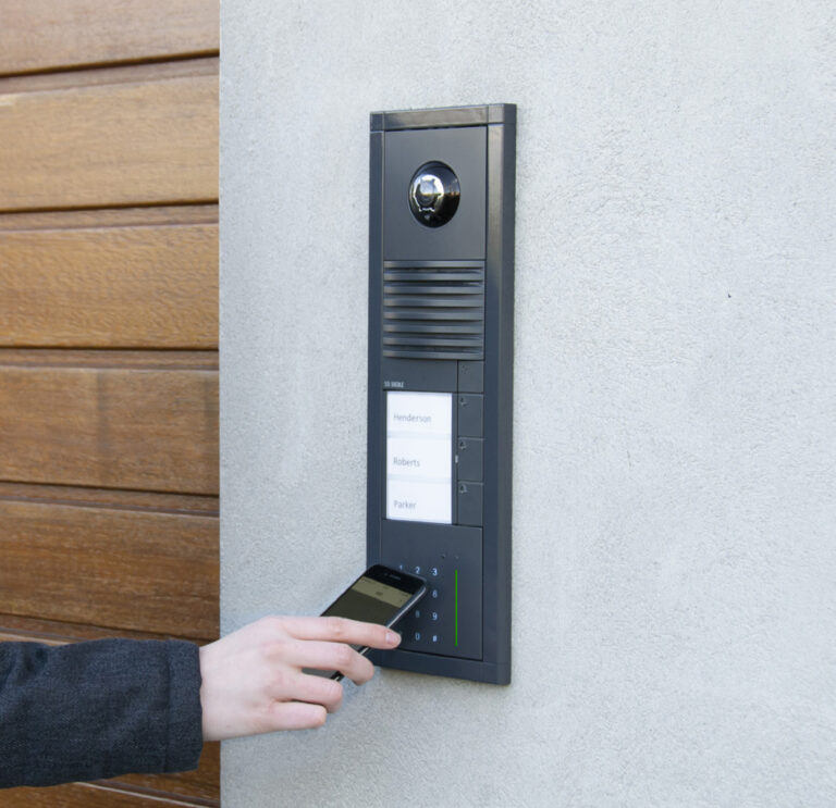 Alles in één: Meer veiligheid en comfort bij de ingang