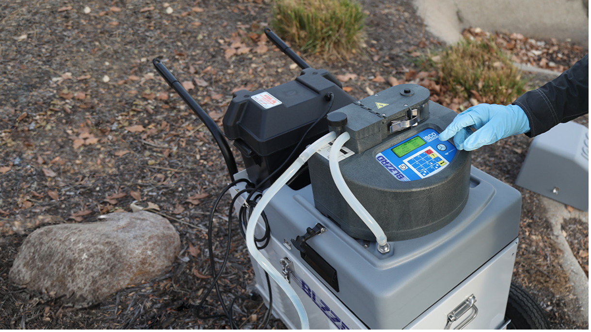 Refrigerated portable Sampler BLZZRD