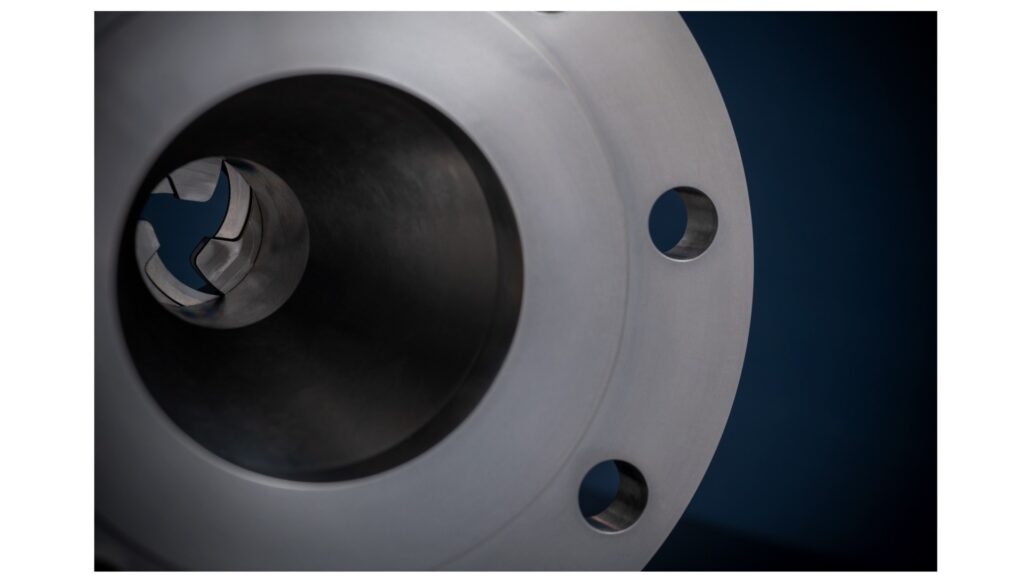 The new way of controlling the flow: Dilating Disc Valve