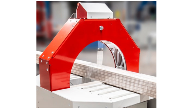 Horizontal stretch wrapper in modular system