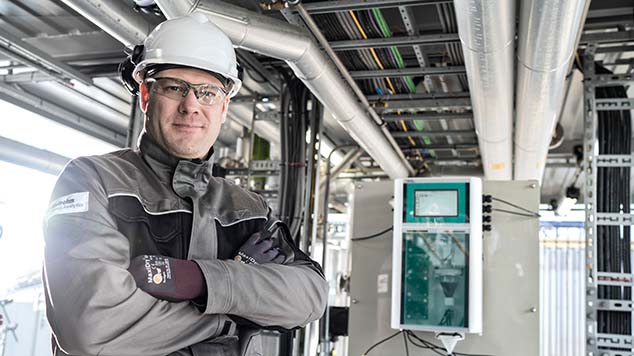 How online chemical analysis can help maximize efficiency of chlor-alkali production