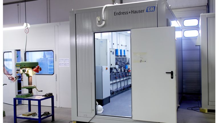 Customer-specific analysis panels and turnkey projects