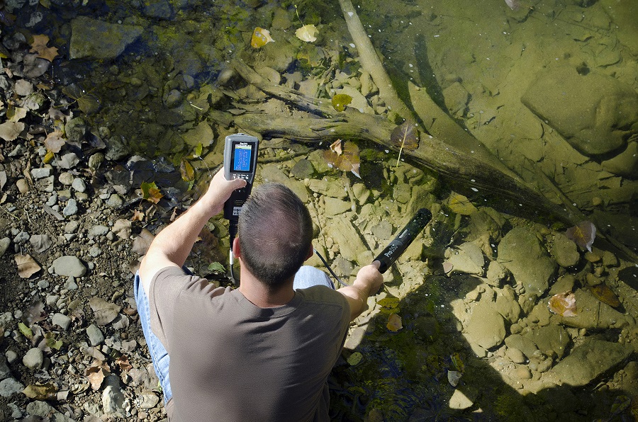 Veelzijdige draagbare multiparameter met digitale sensoren.