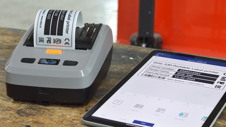 Rebo introduceert de SMS-330: draagbare labelprinter voor de procesindustrie