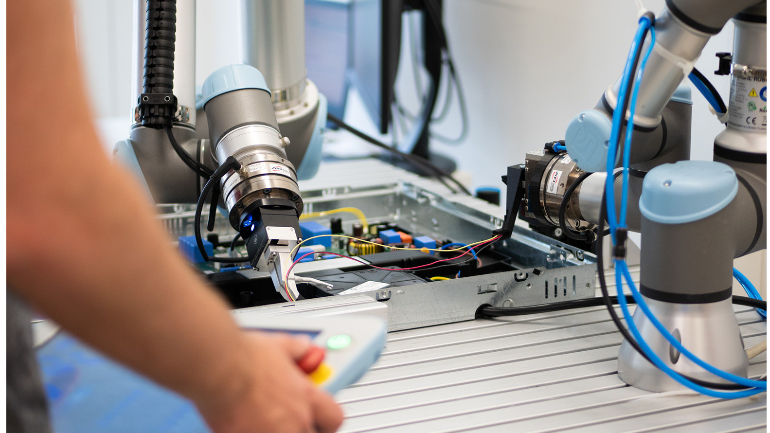 Robotik Engineering Services & Consulting