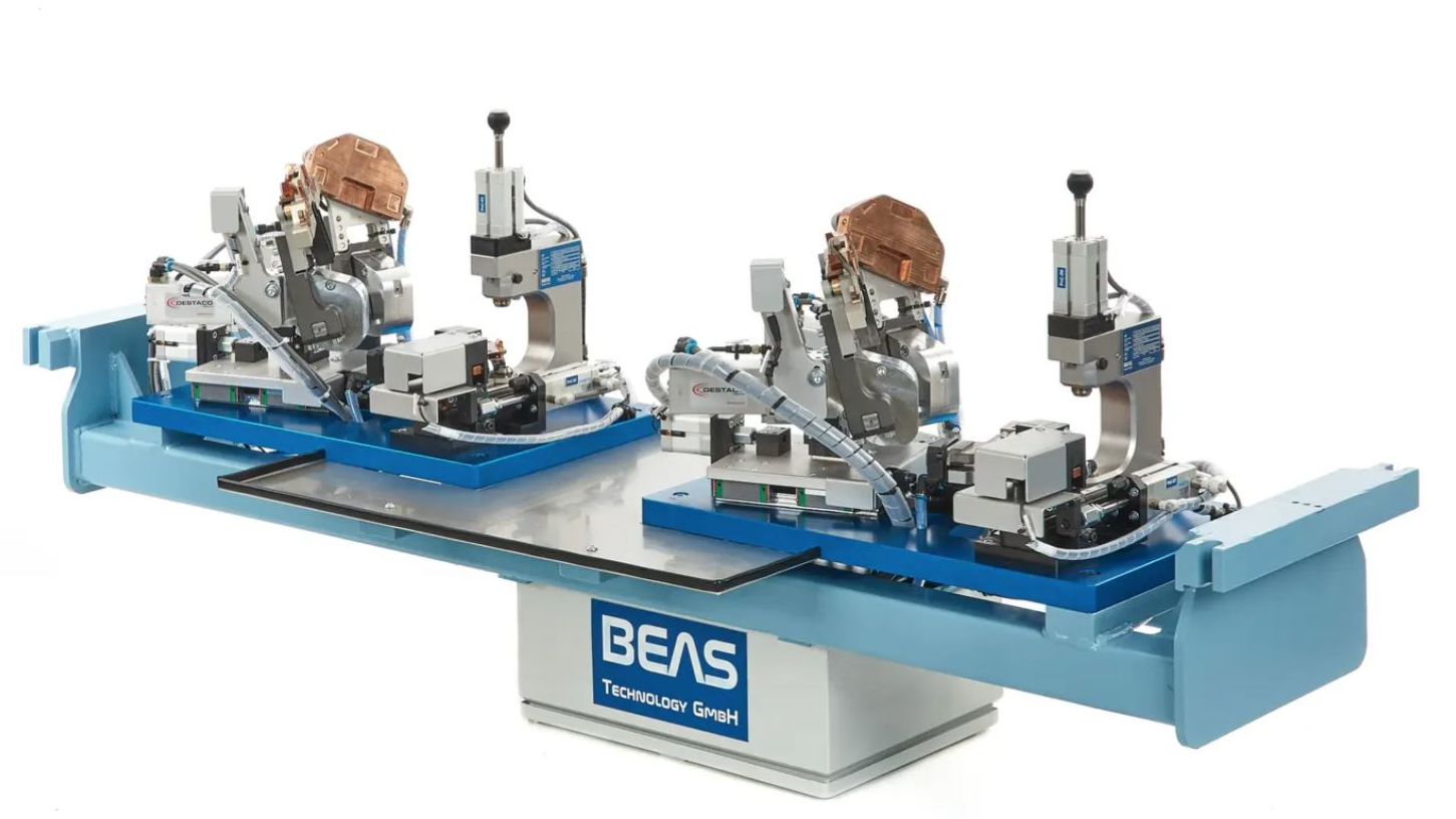 Vorrichtungen und Sondermaschinen