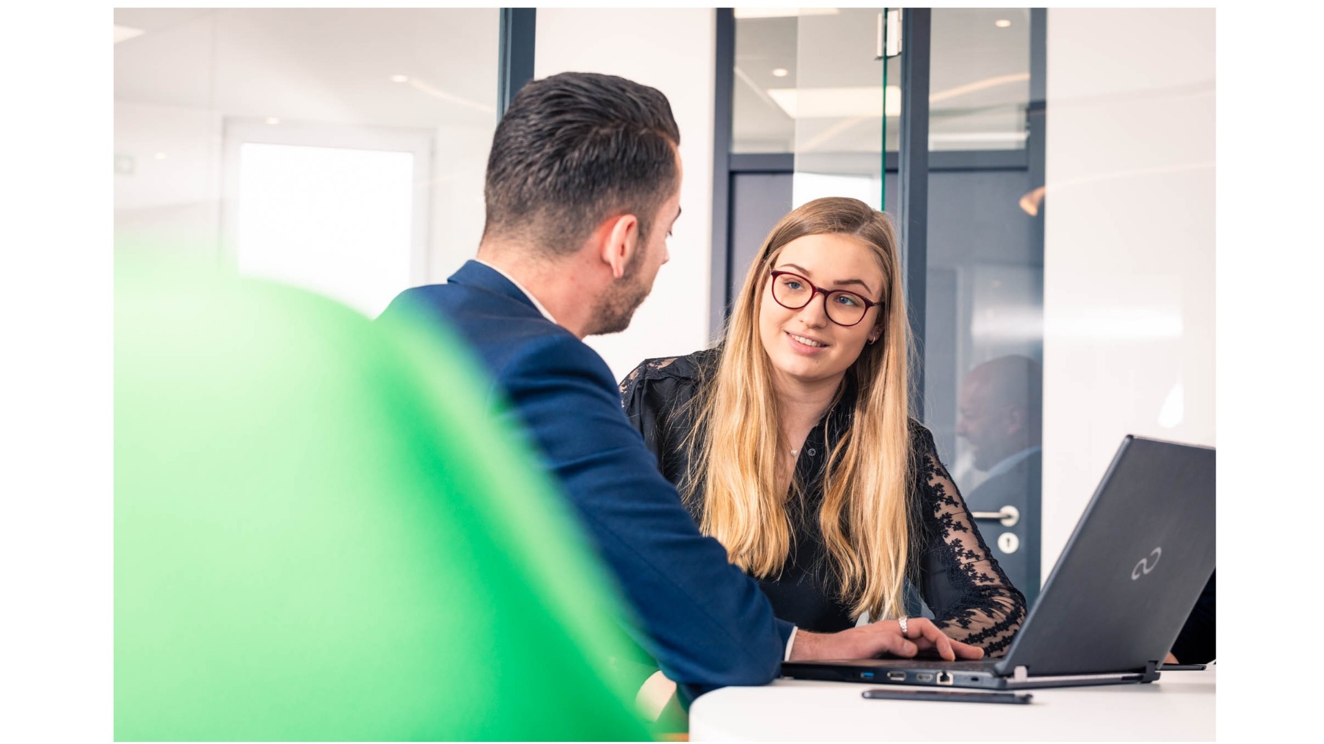 Wir suchen Auszubildende! (kaufmännisch / Systemelektroniker für Bürokommunikation / IT-Systemelektroniker)