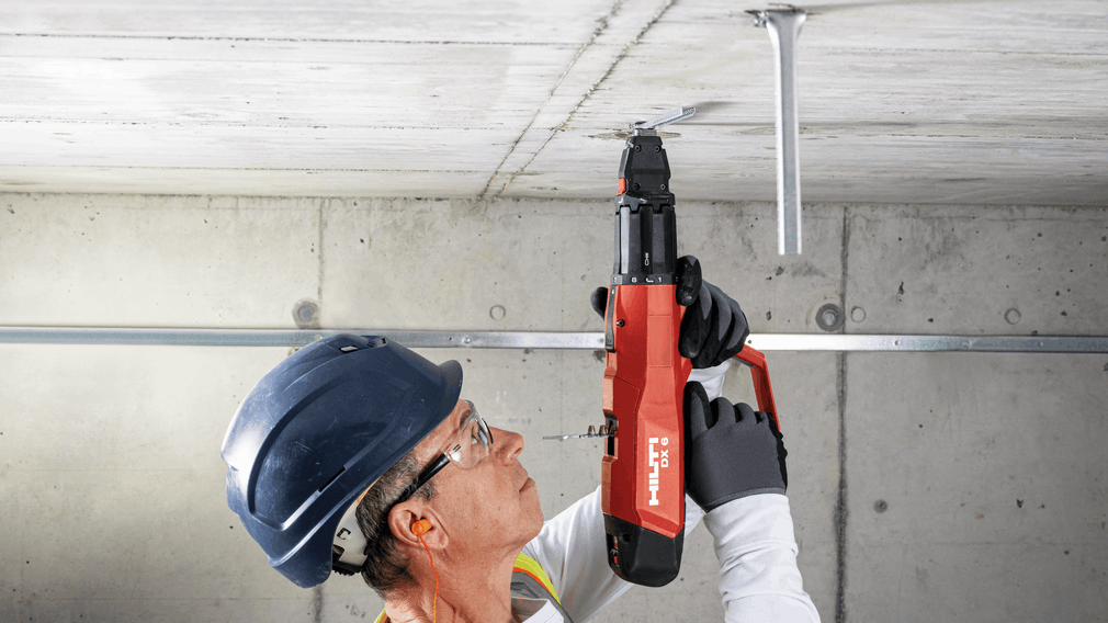 Geschoten plafondclips voor verlaagde plafonds