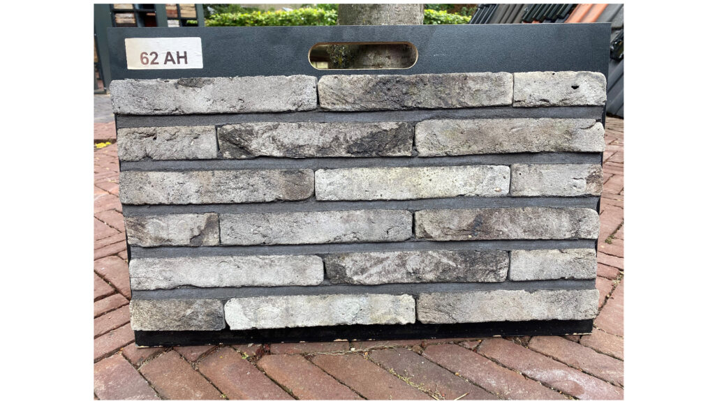 Gevelstenen grijs gesmoord HF