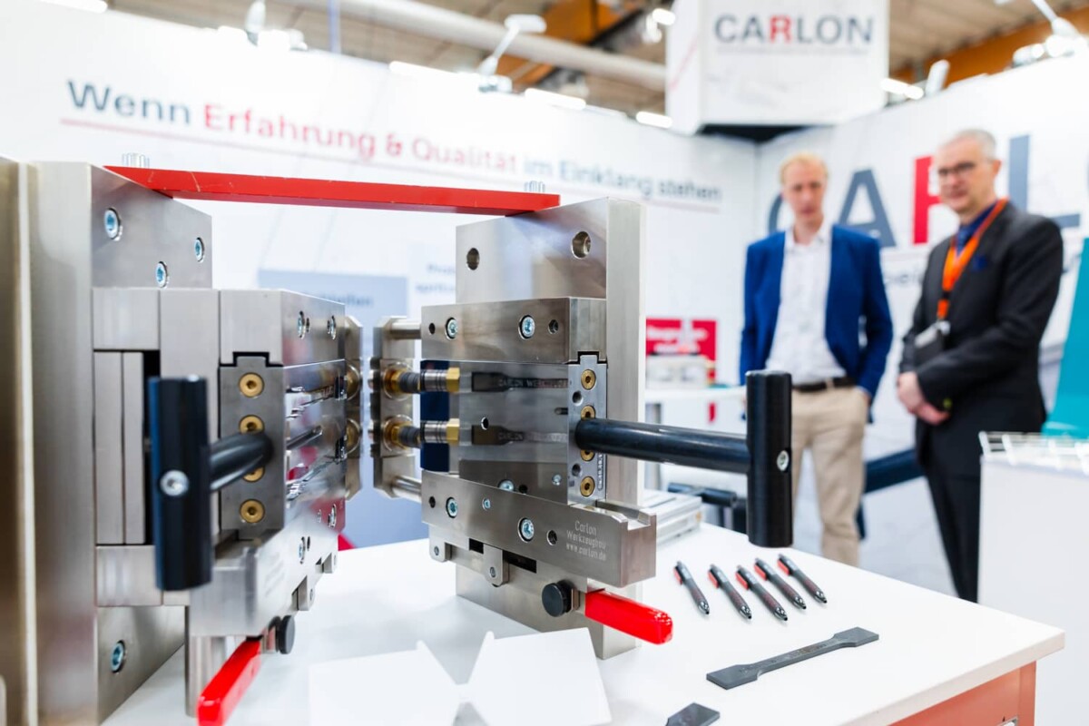 Spritzgusswerkzeug auf der KUTENO