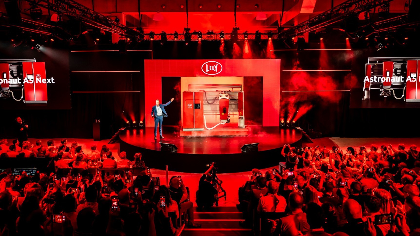 Lely lanceert innovatieve oplossingen voor automatisch melken en digitale weerbaarheid