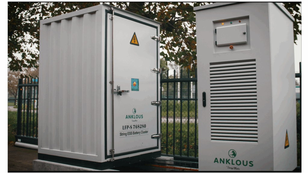 Oplevering 125kW-215kWh batterij