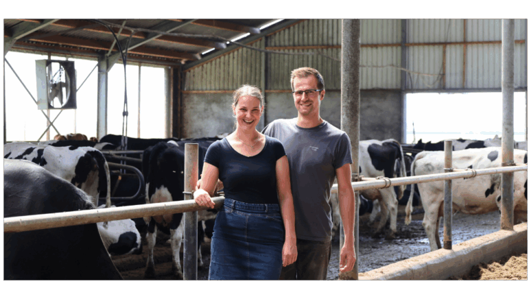 Gesunde, neugierige Kühe und mehr Milch: So hält De Bruijn ihre Herde fit