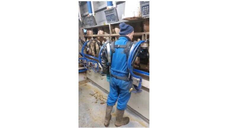 Skelex 360 “Happy Milker”