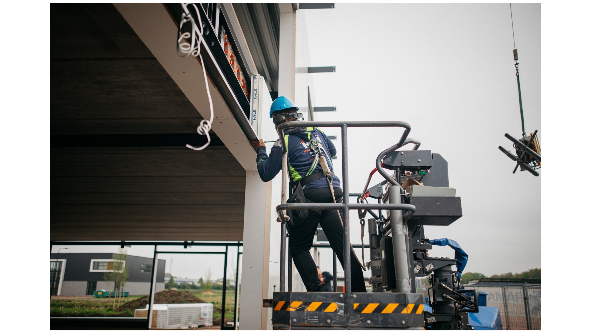 Vacature: Monteur dak- en gevelsystemen