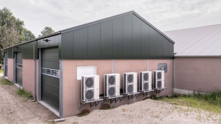 KVS3 + Clivet Wärmepumpen: intelligentes Energiemanagement und nachhaltige Wärme. Dank ihrer industriellen Herkunft sind Clivet Wärmepumpen robust, zuverlässig und ideal für die Landwirtschaft.