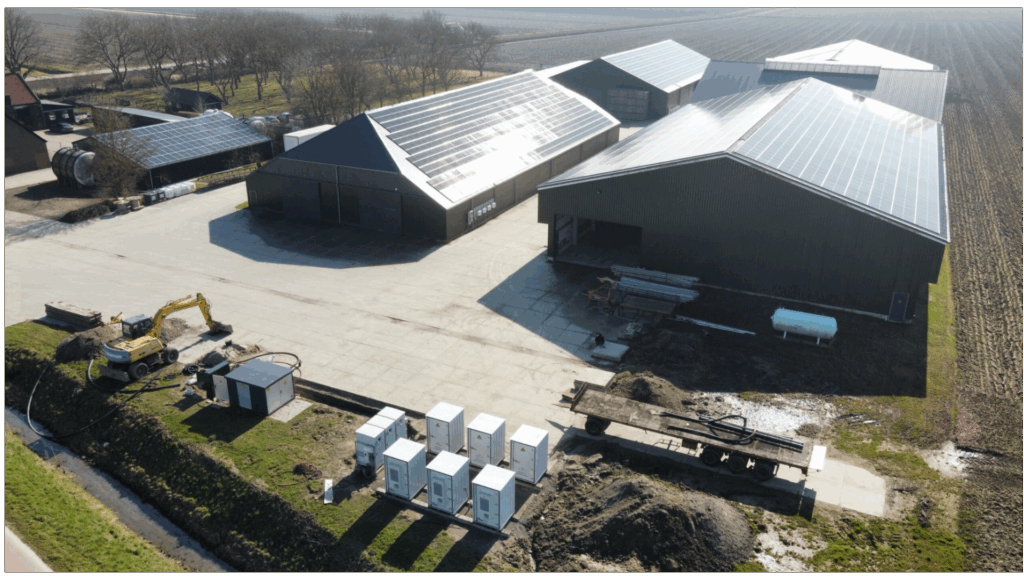 300kW – 1290kWh batterij en 180kW DC-charger