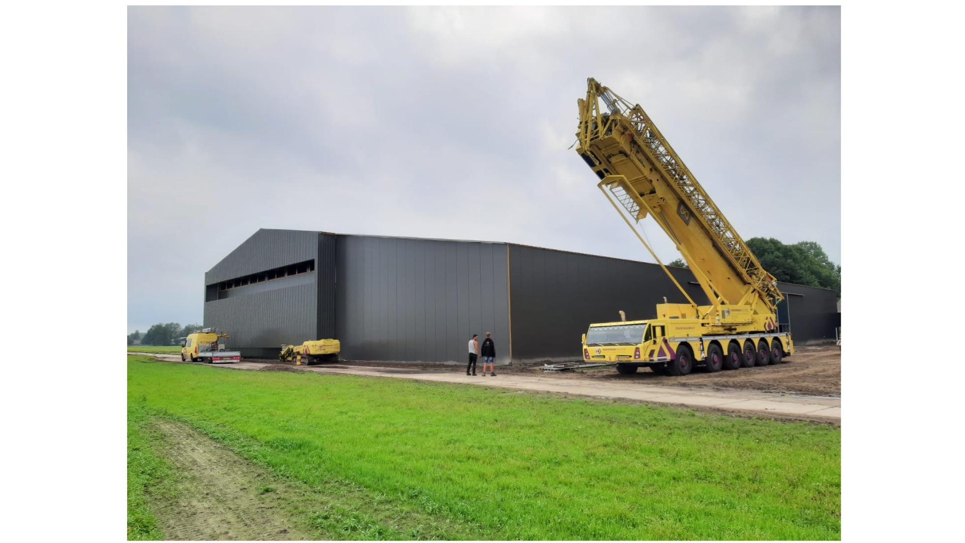 Nieuwbouw bewaarloods te Luttelgeest