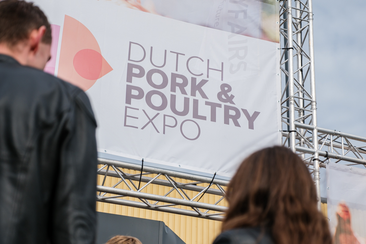 Bezoekers bij ingang Dutch Pork & Poultry Expo