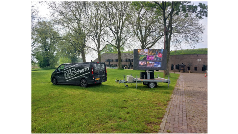 4m2 LED trailer