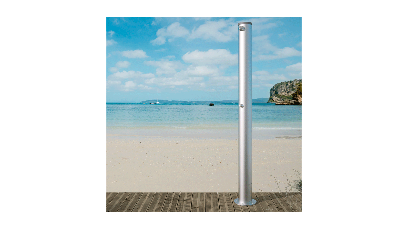 vrijstaande zelfsluitende buitendouche voor zwembad of strand.