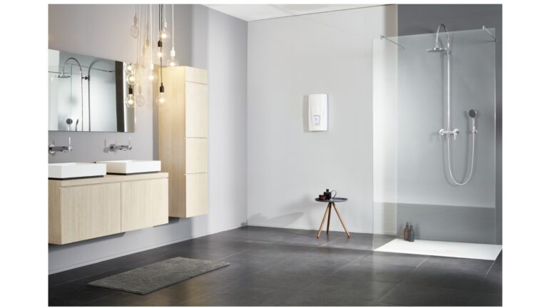 Gasvrij wonen of werken? Verwarm uw tapwater elektrisch en hergebruik de restwarmte van het douchewater.