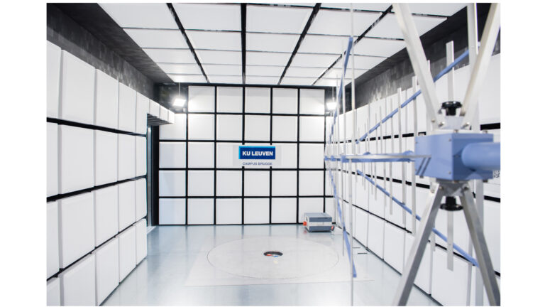 Des essais CEM de pré-conformité