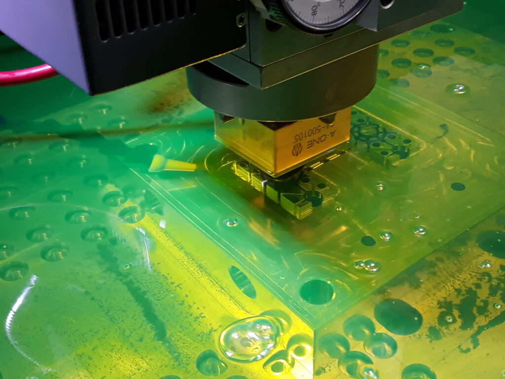 INTERNE MATRIJZEN MAKERIJ – BE