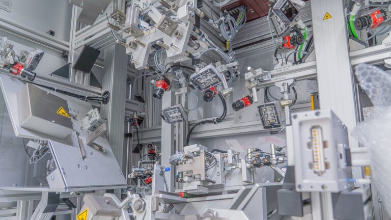 End-of-Line Tester für Automotive Tüermodule / Türsysteme (Beispiel)