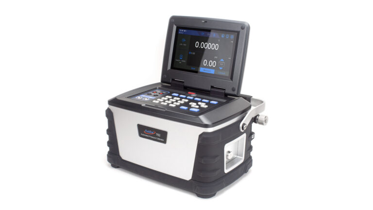 ADT 762W Automated Hydraulic Pressure Calibrator