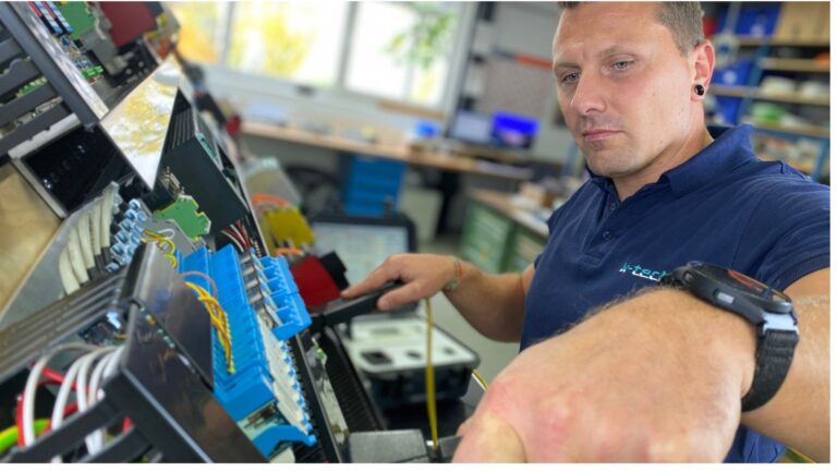 Schaltschrankbau und Kabelkonfektion