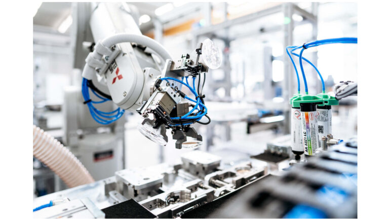 software-intensive special machine construction: we combine creative mechanical design with the highest level of expertise in control programming. machine simulations, robotics or magnetic levitation technology. functional, economical and unique.