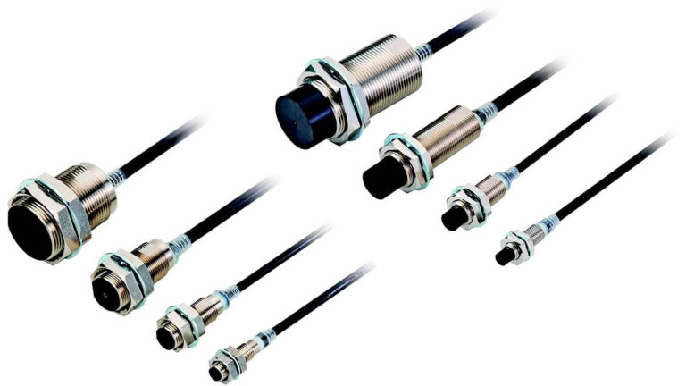 E2E NEXT Proximity Sensor