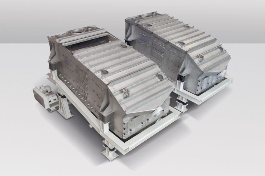 Triple deck vibrating screen for screening granules