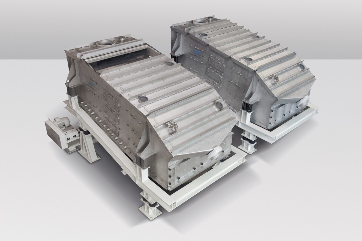 3-Decker Schwingsieb zur Siebung von Granulat