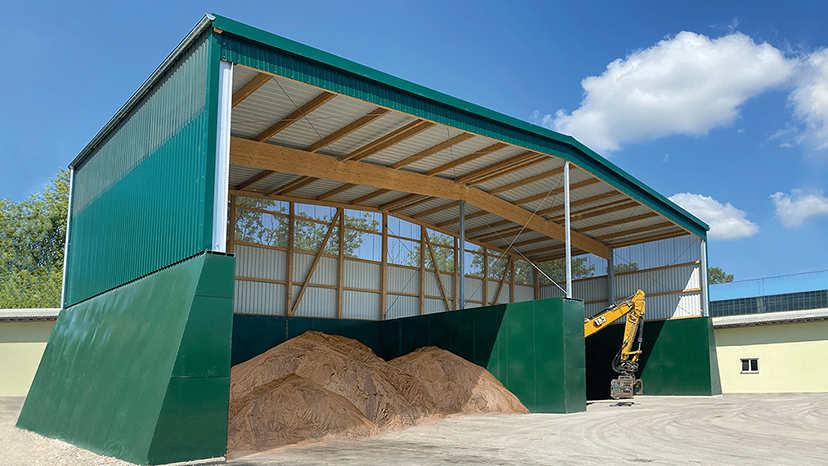 LÜRA Saddle Roof Hall