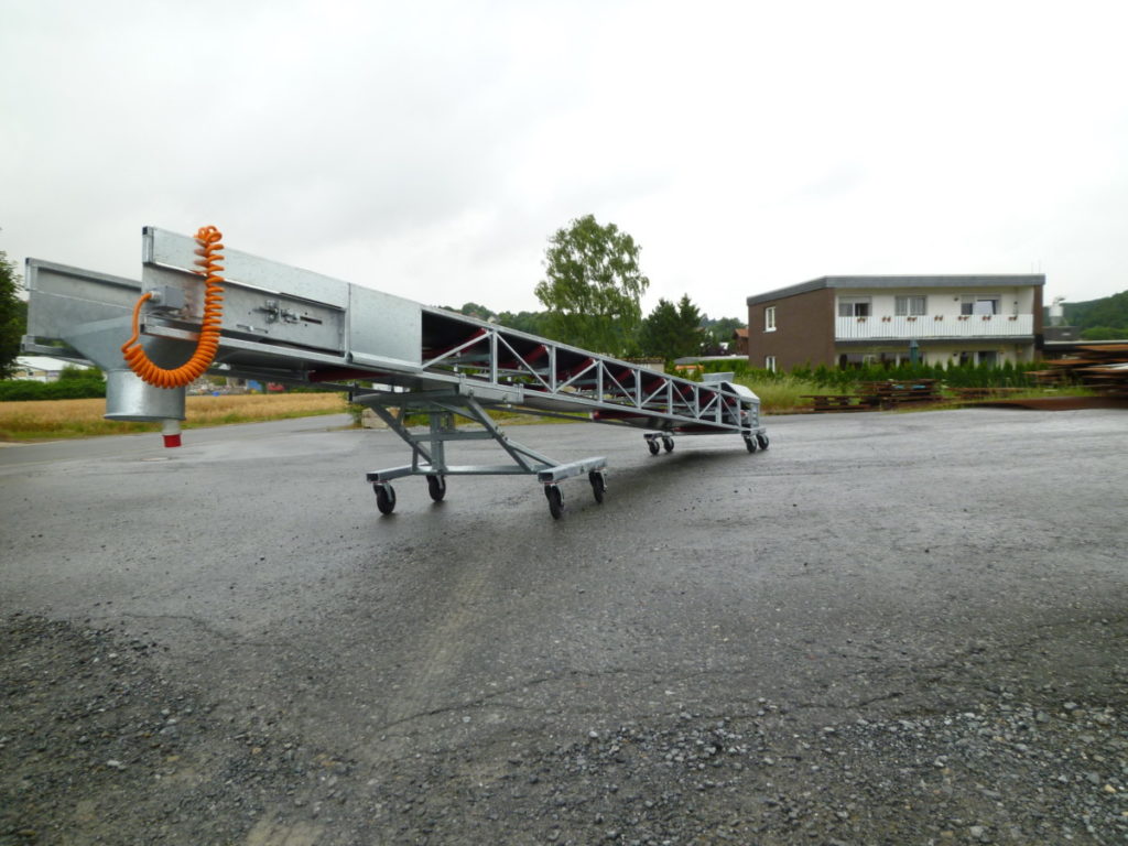 Transportband verfahrbar für Schüttgut