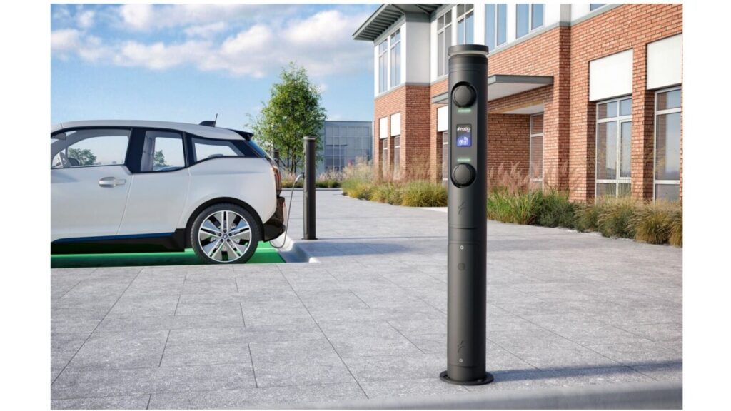 De Ratio IO7 is een slimme en betrouwbare laadpaal voor thuis en zakelijk gebruik. Geschikt voor alle elektrische voertuigen, met load balancing, RFID en laadvermogen tot 22 kW. Duurzaam, veilig en stijlvol ontworpen.