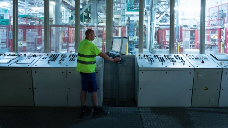 OP&Eacute;RATEUR DE PRODUCTION PRESSE &Agrave; B&Eacute;TON