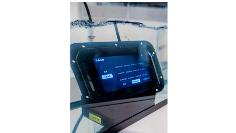 7.0″ wide temperature range TFT display for EV charger