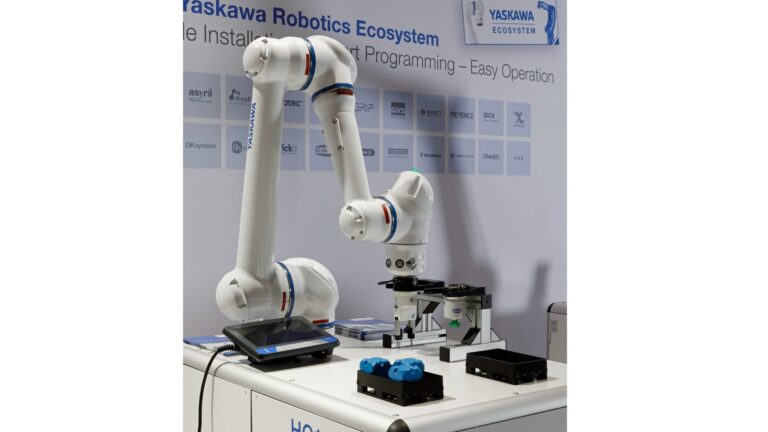 HC10DTP – Powerful cobot for simple industrial applications in harsh environments