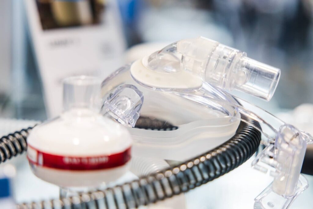 Kunststoffe sind in der Medizin nahezu allgegenwärtig – auch weil sie sich zu hygienegerechten Produkten verarbeiten lassen.