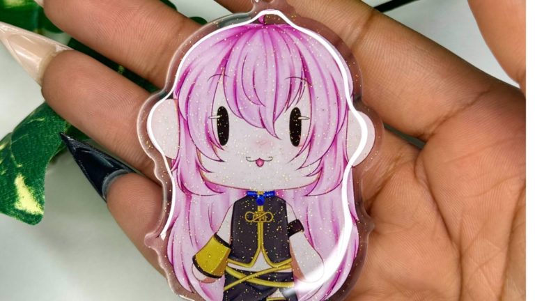 Luka megurine keychain